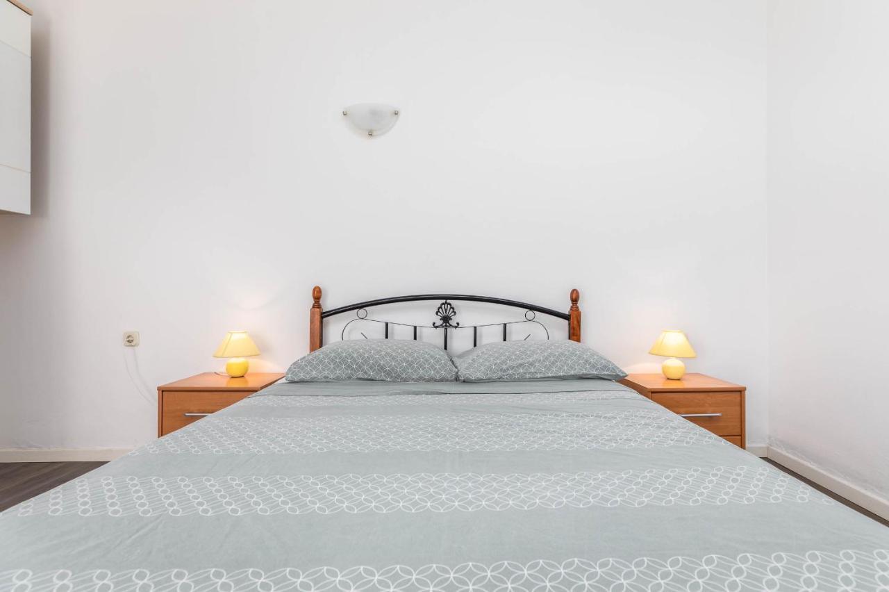 Apartman Mauro Pula Bagian luar foto